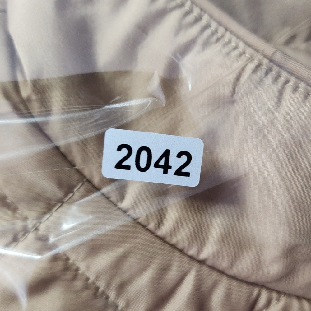 NWT Lauren Ralph Lauren Quilted Vest Small Petite Regular Birch Tan Crest Patch - Picture 12 of 12